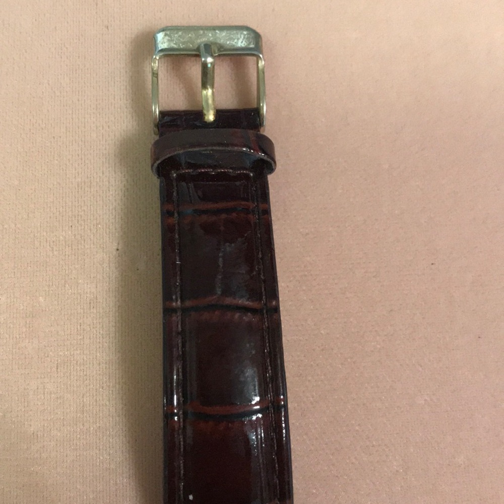 Quartz Watch - Picture 8 of 8
